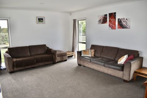 Photo of property in 126 Gear Road, Te Horo, Otaki, 5582