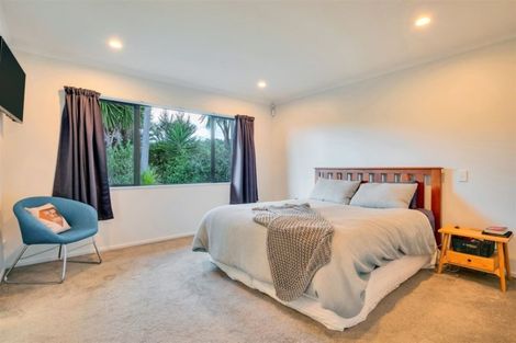 Photo of property in 48a Scott Road, Stanmore Bay, Whangaparaoa, 0932