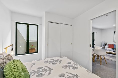 Photo of property in Courtenay Apartments, 201/120 Courtenay Place, Te Aro, Wellington, 6011