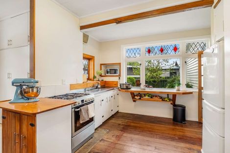 Photo of property in 8 Chelwood Street, Takaro, Palmerston North, 4412