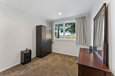 Photo of property in 26 Arlette Place, Massey, Auckland, 0614