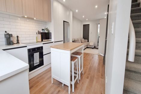Photo of property in 30 Whai Hua Lane, Mangere Bridge, Auckland, 2022