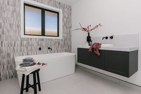 Photo of property in 5 Corsica Court, Fitzherbert, Palmerston North, 4410