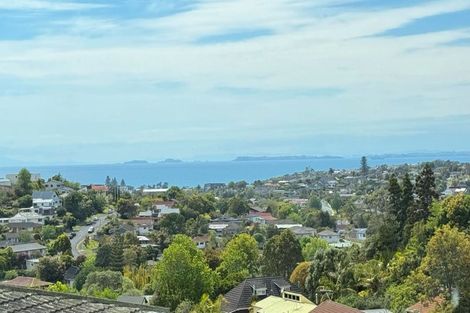 Photo of property in 5/737 East Coast Road, Browns Bay, Auckland, 0630