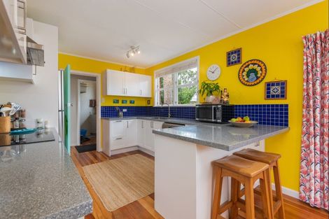 Photo of property in 5 Tingey Place, Awapuni, Palmerston North, 4412