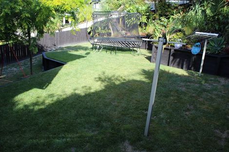 Photo of property in 23 Eastcliffe Road, Castor Bay, Auckland, 0620