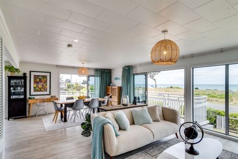 Photo of property in 56 Le Quesne Road, Bay View, Napier, 4104