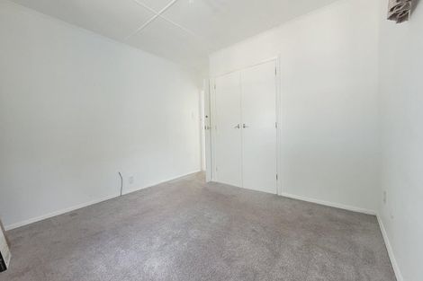 Photo of property in 25 Sievers Grove, Cannons Creek, Porirua, 5024