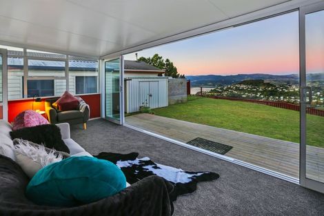 Photo of property in 28 Doncaster Terrace, Ascot Park, Porirua, 5024