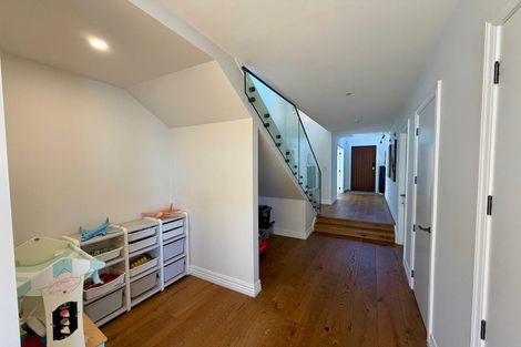 Photo of property in 34 Aldon Lane, Totara Park, Auckland, 2105