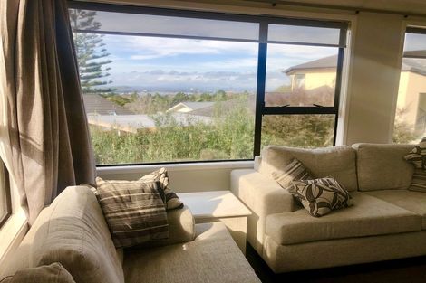 Photo of property in 1/30 Tui Glen Road, Birkenhead, Auckland, 0626