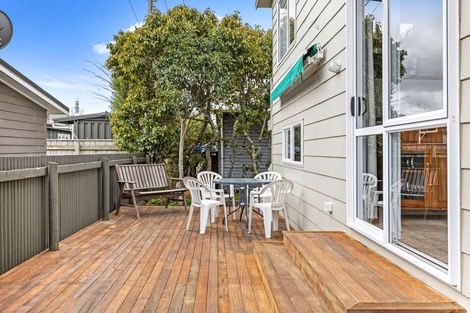 Photo of property in 3a Wharewaka Road, Wharewaka, Taupo, 3330