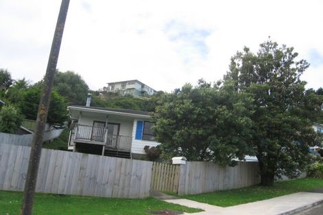 Photo of property in 23 Dominica Crescent, Grenada Village, Wellington, 6037