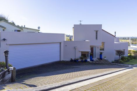 Photo of property in 718 Acacia Bay Road, Acacia Bay, Taupo, 3330