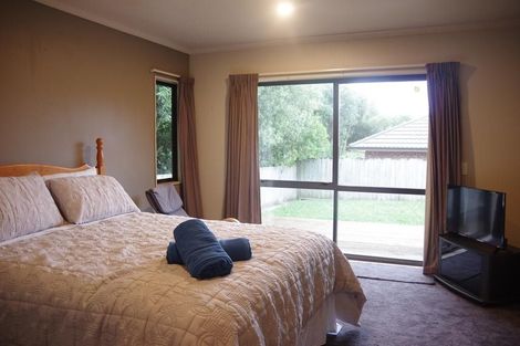 Photo of property in 88 Nielsen Gardens, Rototuna, Hamilton, 3210