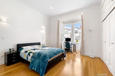 Photo of property in 9 Caroline Street, Mount Victoria, Wellington, 6011