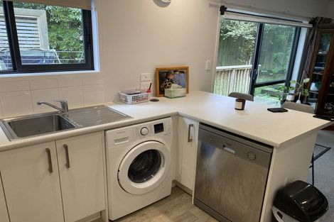Photo of property in 57 Sunvue Road, Glen Eden, Auckland, 0602