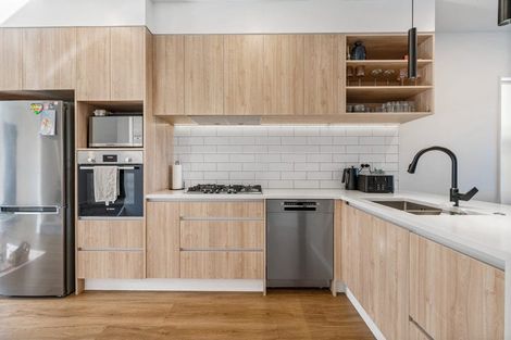 Photo of property in 6 Coast Garden Drive, Hobsonville, Auckland, 0616