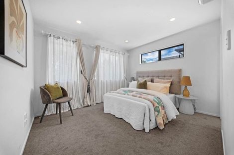 Photo of property in 68 Kano Way, Hobsonville, Auckland, 0616