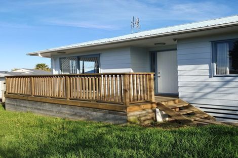 Photo of property in 9 Italia Grove, Mount Wellington, Auckland, 1060