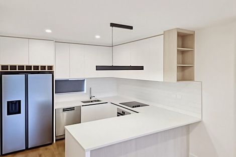 Photo of property in 10 Kuaha Road, Massey, Auckland, 0614