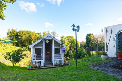 Photo of property in 24 Venus Place, Half Moon Bay, Auckland, 2012