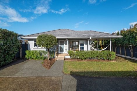 Photo of property in 7a Nelson Avenue, Northcote Point, Auckland, 0627