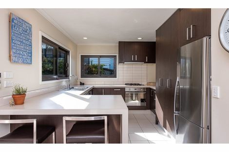 Photo of property in 12 Whitu Street, Khandallah, Wellington, 6035