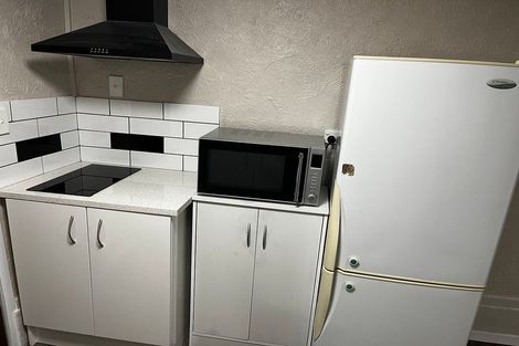 Photo of property in 280 Great North Road, Henderson, Auckland, 0612