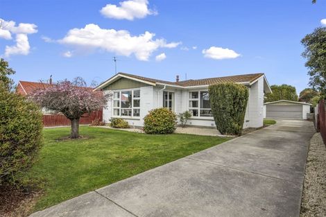 Photo of property in 147 Yaldhurst Road, Sockburn, Christchurch, 8042