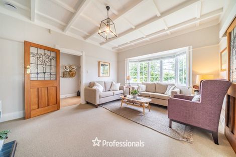 Photo of property in 2 Ropata Crescent, Boulcott, Lower Hutt, 5010