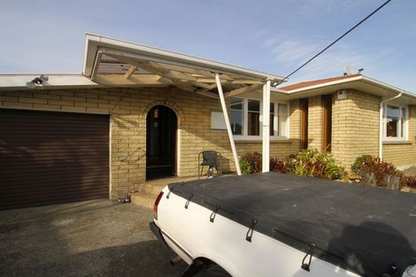 Photo of property in 8 Fox Place, Cloverlea, Palmerston North, 4412