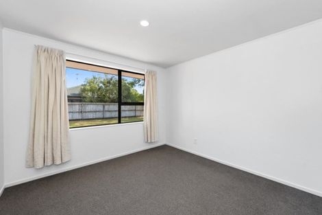 Photo of property in 9 Fernwater Place, Flagstaff, Hamilton, 3210