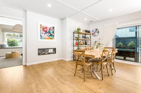 Photo of property in 22 Topsail Way, Whitby, Porirua, 5024