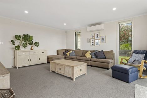 Photo of property in 12 Fleur Place, Te Puke, 3119