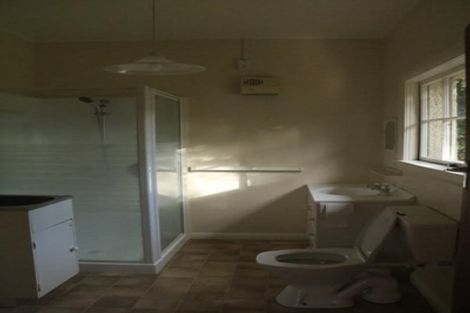 Photo of property in 16 Hinau Street, Eastbourne, Lower Hutt, 5013