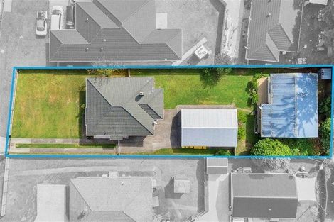 Photo of property in 59 Kelman Road, Kelston, Auckland, 0602