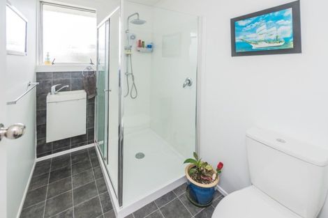 Photo of property in 68 Hinau Street, Castlecliff, Whanganui, 4501