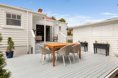 Photo of property in 68 Avenue Road, Otahuhu, Auckland, 1062