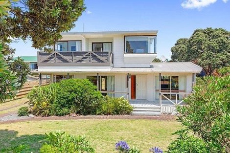 Photo of property in 290 Ocean Road, Ohope, 3121