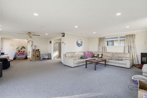 Photo of property in 1 Bush Street, Rangiora, 7400