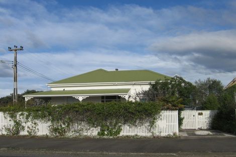 Photo of property in 88 Charles Street, Westshore, Napier, 4110