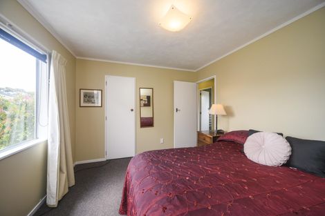Photo of property in 17 Cargill Grove, Kelvin Grove, Palmerston North, 4414