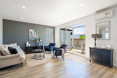 Photo of property in 9 Nephrite Lane, Henderson, Auckland, 0610