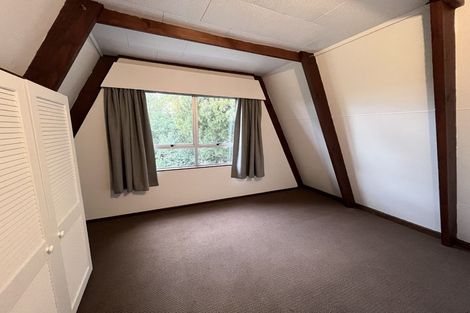 Photo of property in 55 Manu Crescent, Upper Vogeltown, New Plymouth, 4310