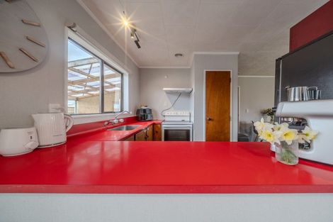 Photo of property in 129 Mclean Street, Woodville, 4920