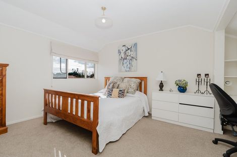 Photo of property in 10 Montrose Crescent, Huntington, Hamilton, 3210