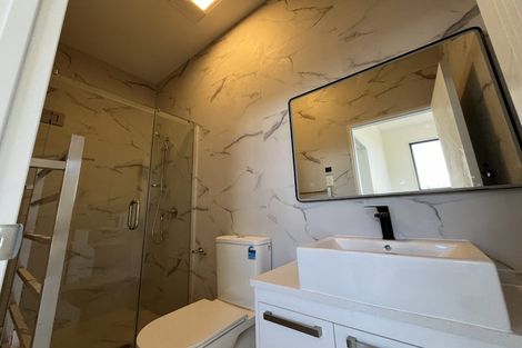 Photo of property in 10d Mantra Road, Massey, Auckland, 0614