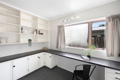 Photo of property in 60 Pulham Crescent, Queenwood, Hamilton, 3210