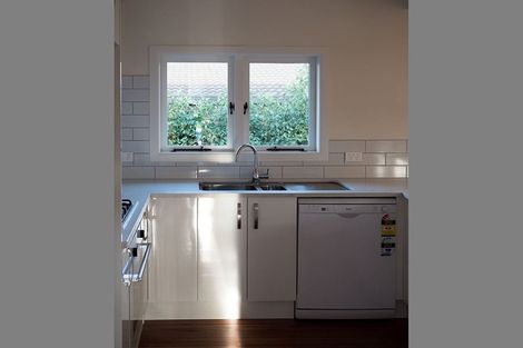 Photo of property in 56 Nile Road, Milford, Auckland, 0620